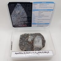 ESPECIMENES DE APOFILITA (K,Na)Ca4Si8O20(OH,F)·8H2O - Imagen 2